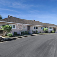 667 Glen Drive Glendale