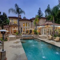 Luxury home sale La Canada October 2017