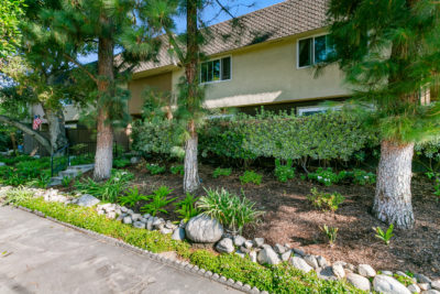 Montrose Townhome Closed Escrow