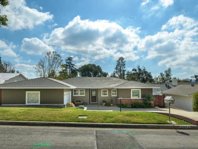 2352 Caracas St La Crescenta