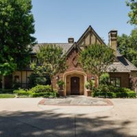 501 Highland Dr La Canada