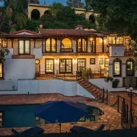 1664 Las Flores Drive Glendale