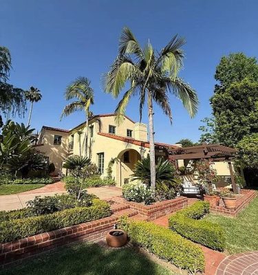 1516 Hillcrest Glendale