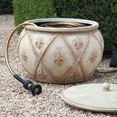 garden hose pots